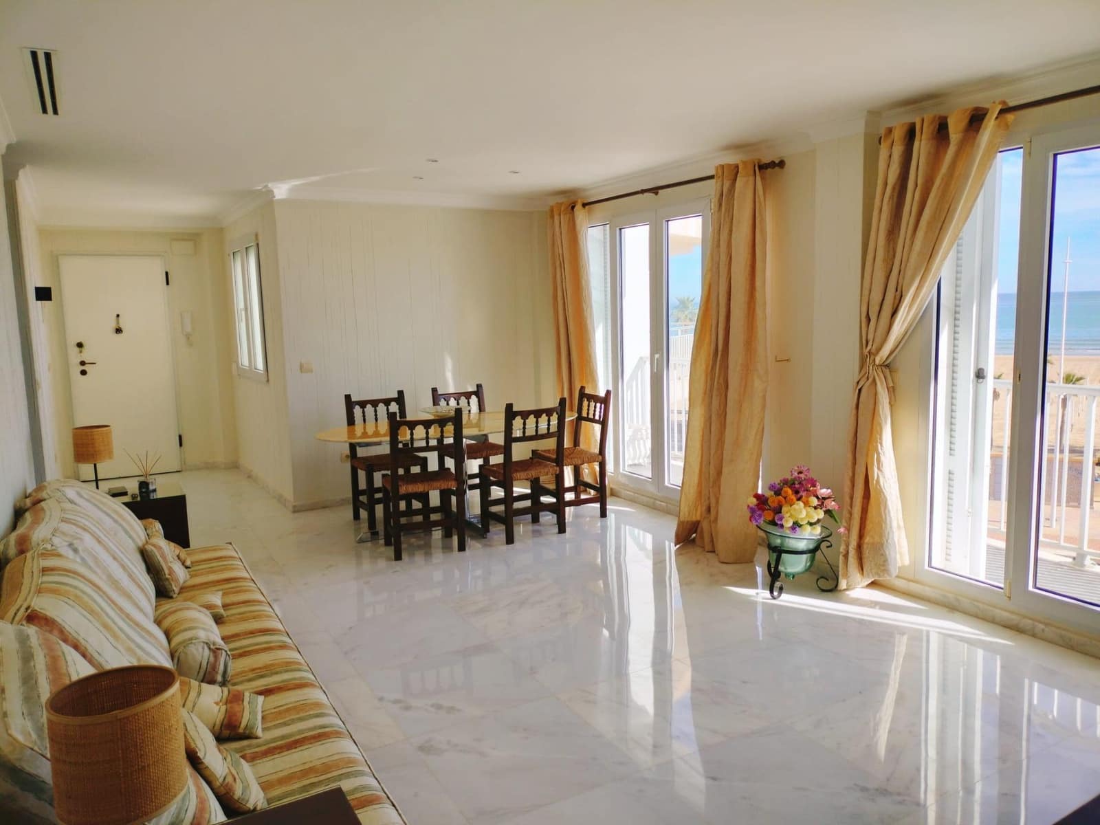 3 bedroom Apartment for holiday rental in Gandia - € 945 (Ref: 9843934)