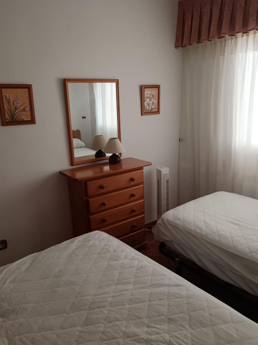   1 soveværelse   ferieLejlighed i Gandia   med   swimmingpool   - € 1.435 (Ref: 9843940)