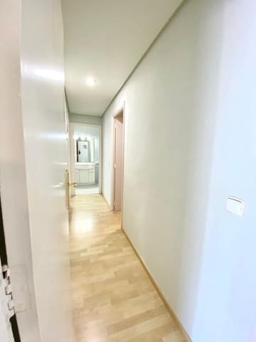   3 soveværelse   ferieLejlighed i Gandia med   garage  - € 2.370 (Ref: 9843944)