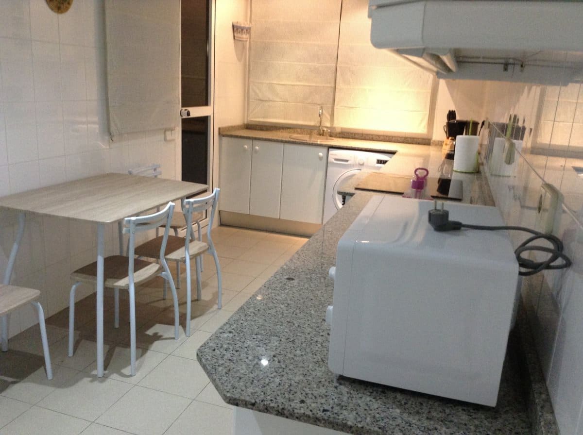   3 soveværelse   ferieLejlighed i Gandia   med   garage  - € 2.370 (Ref: 9843944)