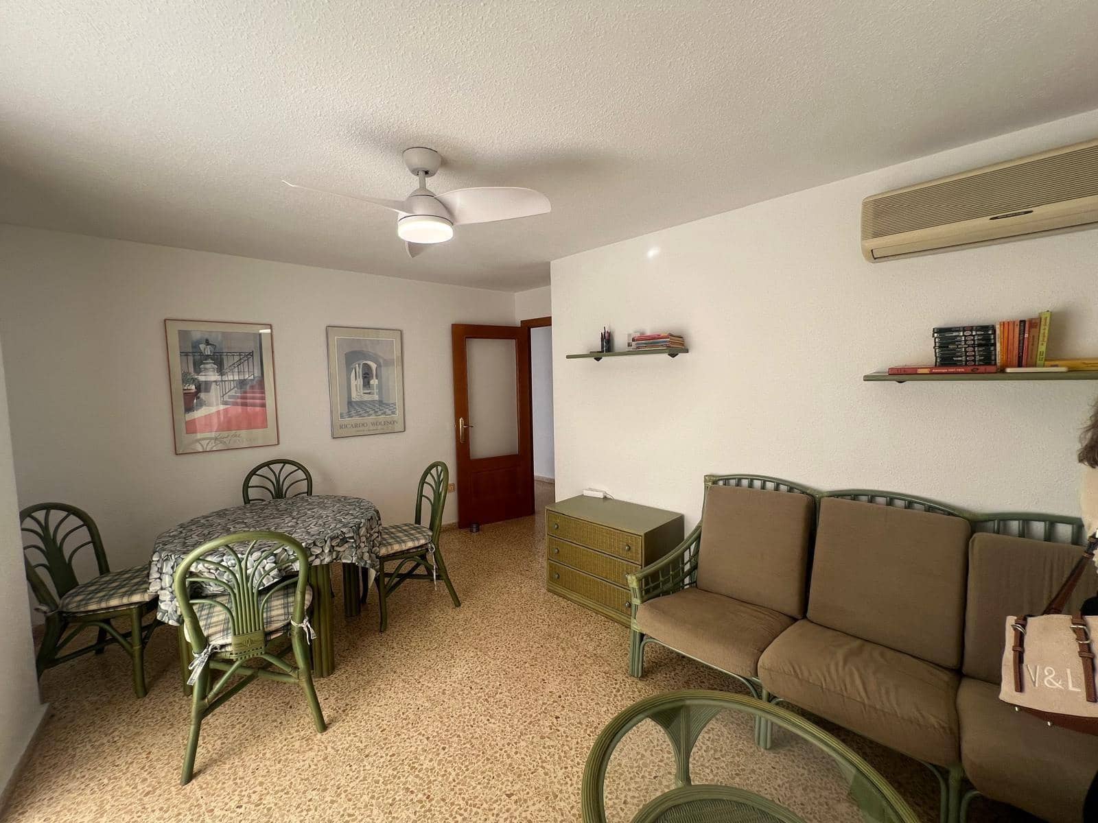 Apartamento de 3 habitaciones en Gandia en alquiler vacacional - 2.050 € (Ref: 9843947)