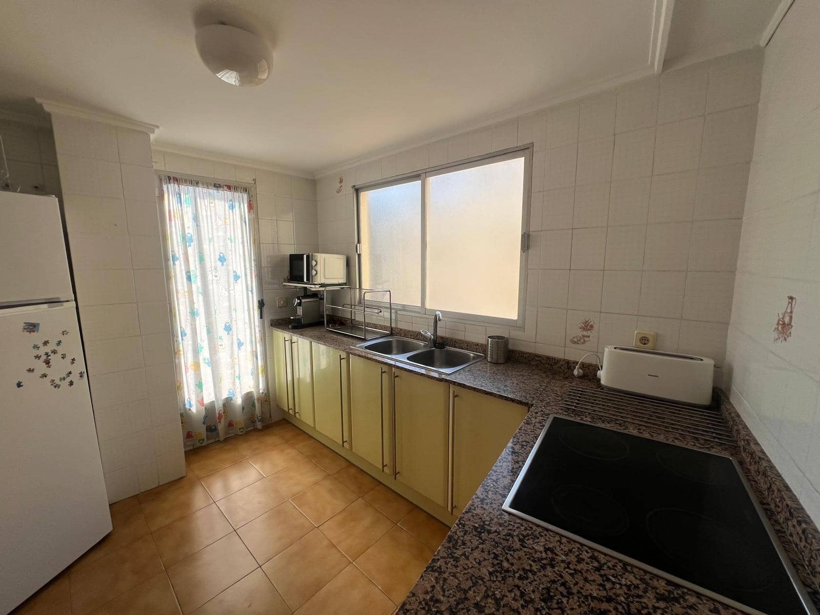 Apartamento de 3 habitaciones en Gandia en alquiler vacacional - 2.050 € (Ref: 9843947)