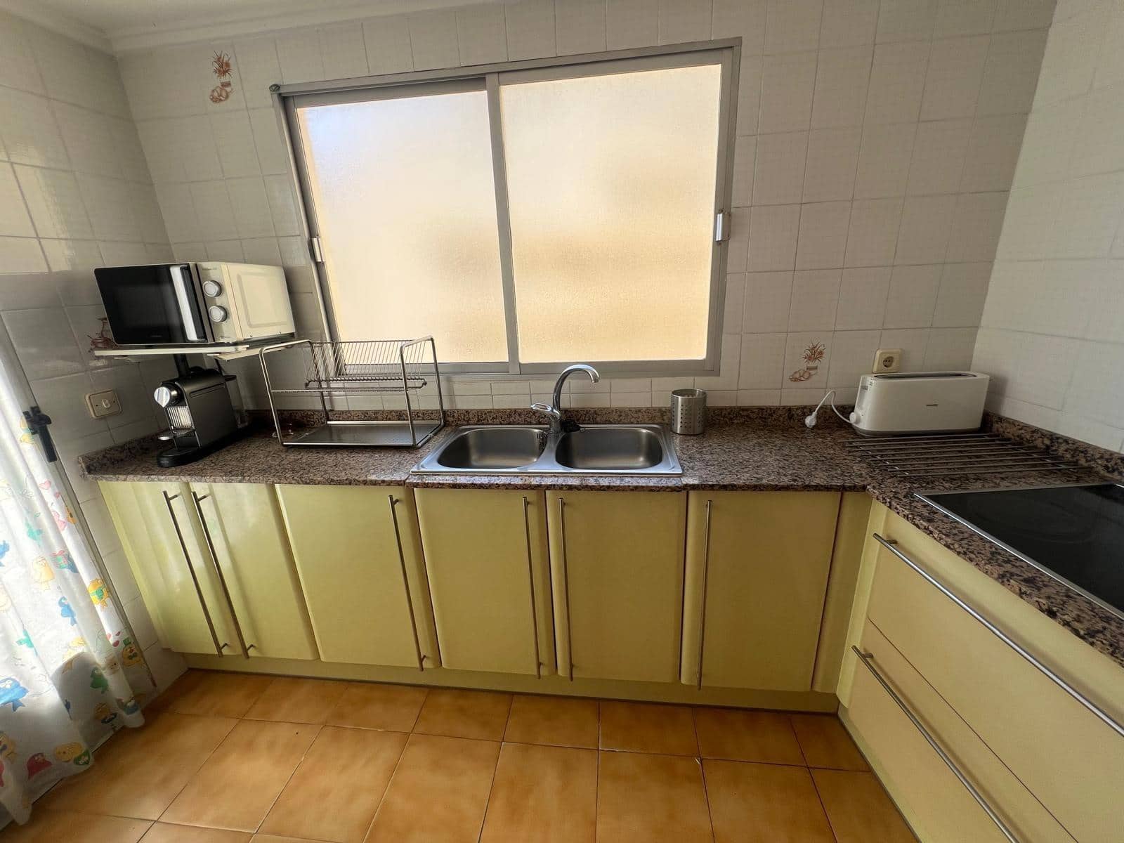 Apartamento de 3 habitaciones en Gandia en alquiler vacacional - 2.050 € (Ref: 9843947)