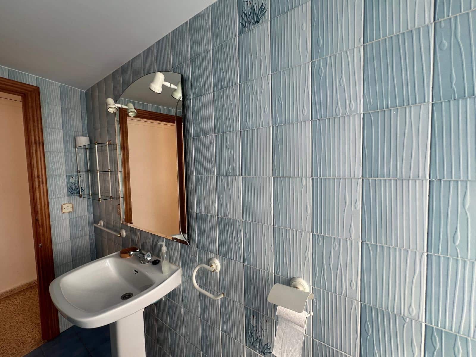 Apartamento de 3 habitaciones en Gandia en alquiler vacacional - 2.050 € (Ref: 9843947)