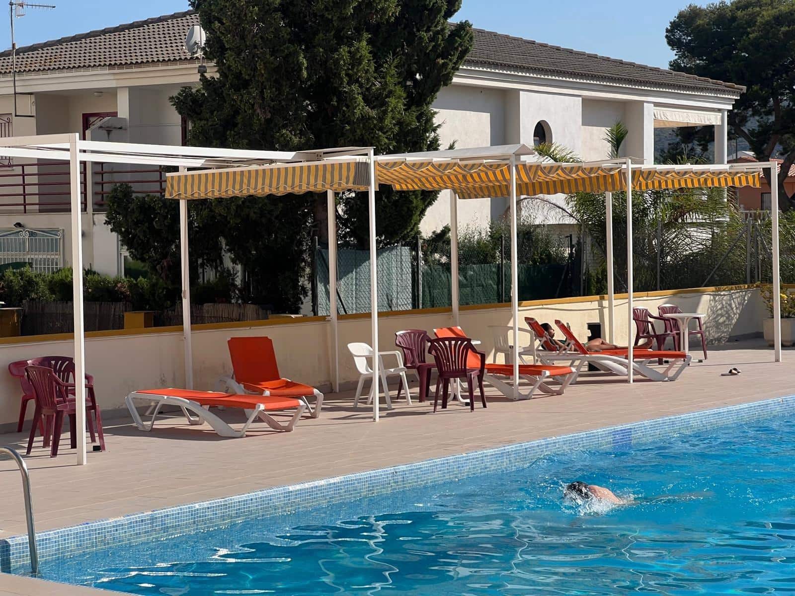 Apartamento de 3 habitaciones en Gandia en alquiler vacacional - 2.050 € (Ref: 9843947)