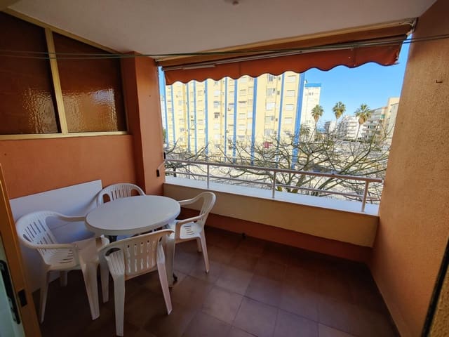 1 makuuhuone Huoneisto lomavuokrausta paikassa Gandia mukana uima-altaan - 995 € (Ref: 9843948)