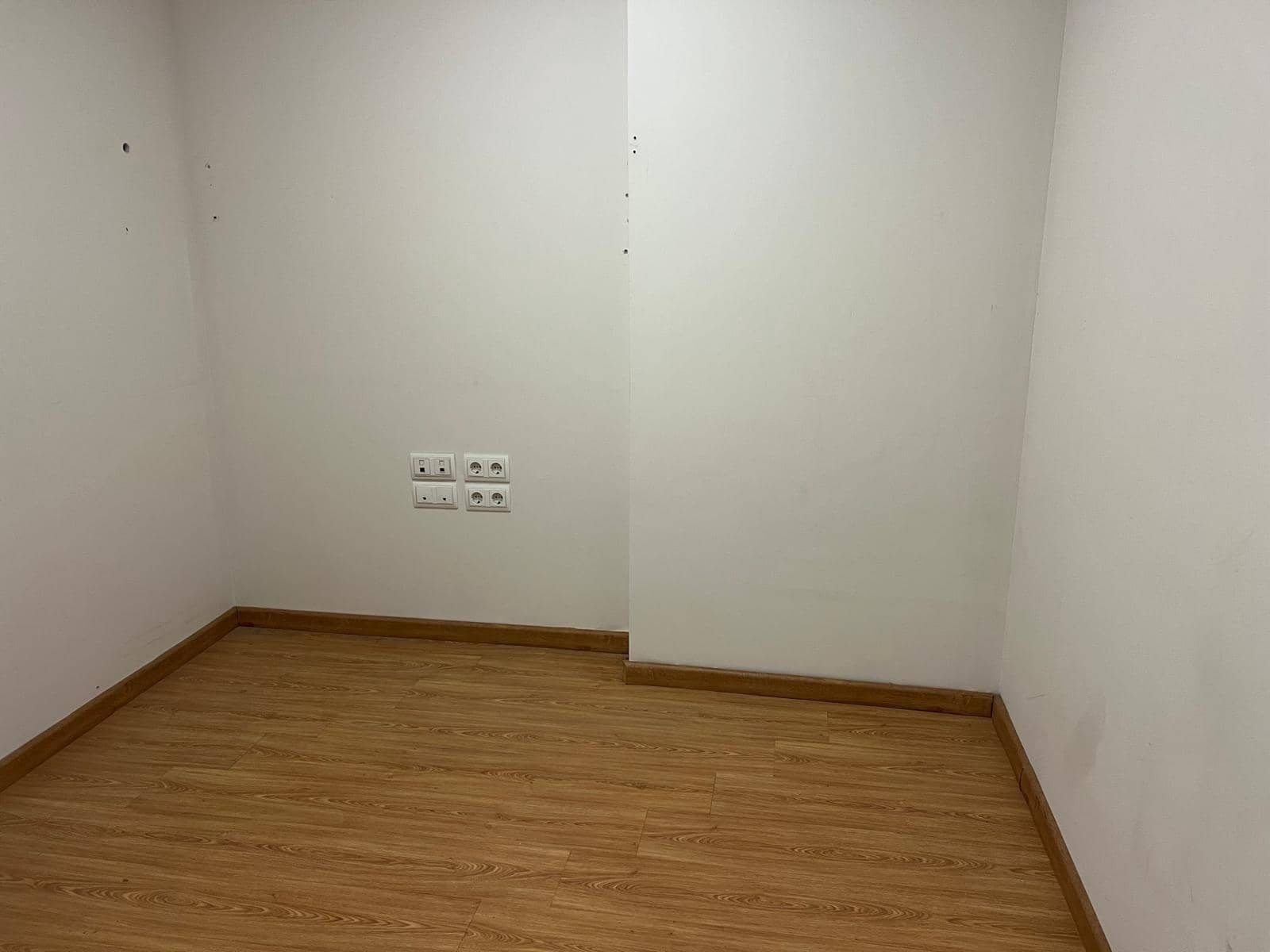 Kommersiell til salgs i Gandia - € 350 000 (Ref: 9843951)