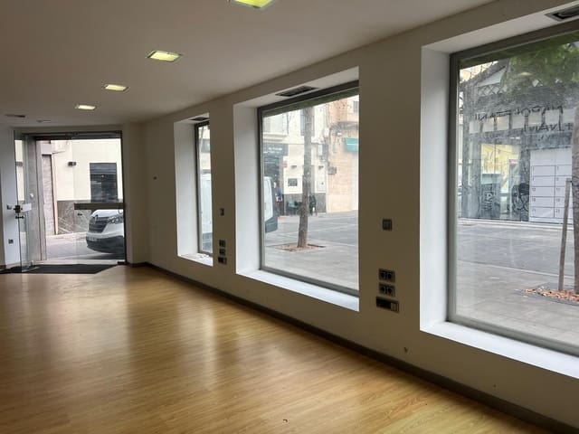 Kommersiell til salgs i Gandia - € 350 000 (Ref: 9843951)