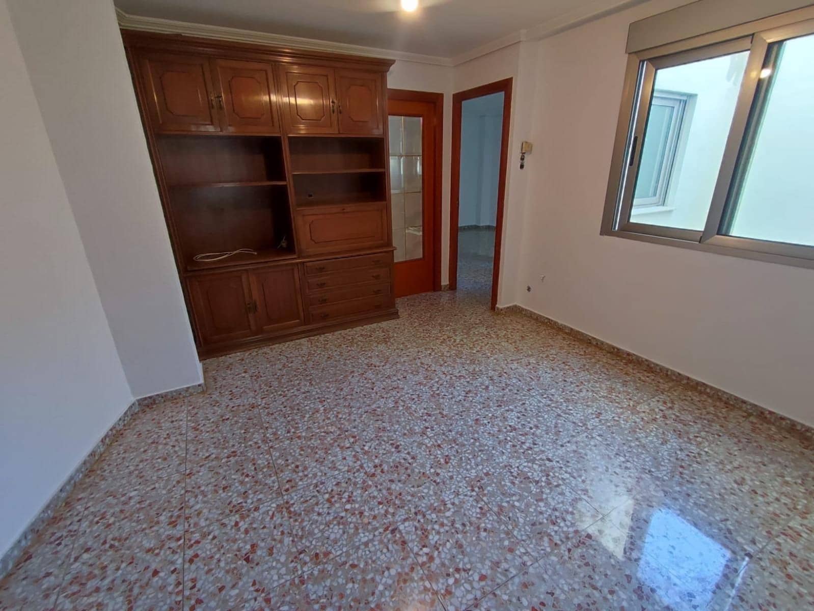 4 bedroom Flat for sale in Bellreguard - € 120,000 (Ref: 9843952)
