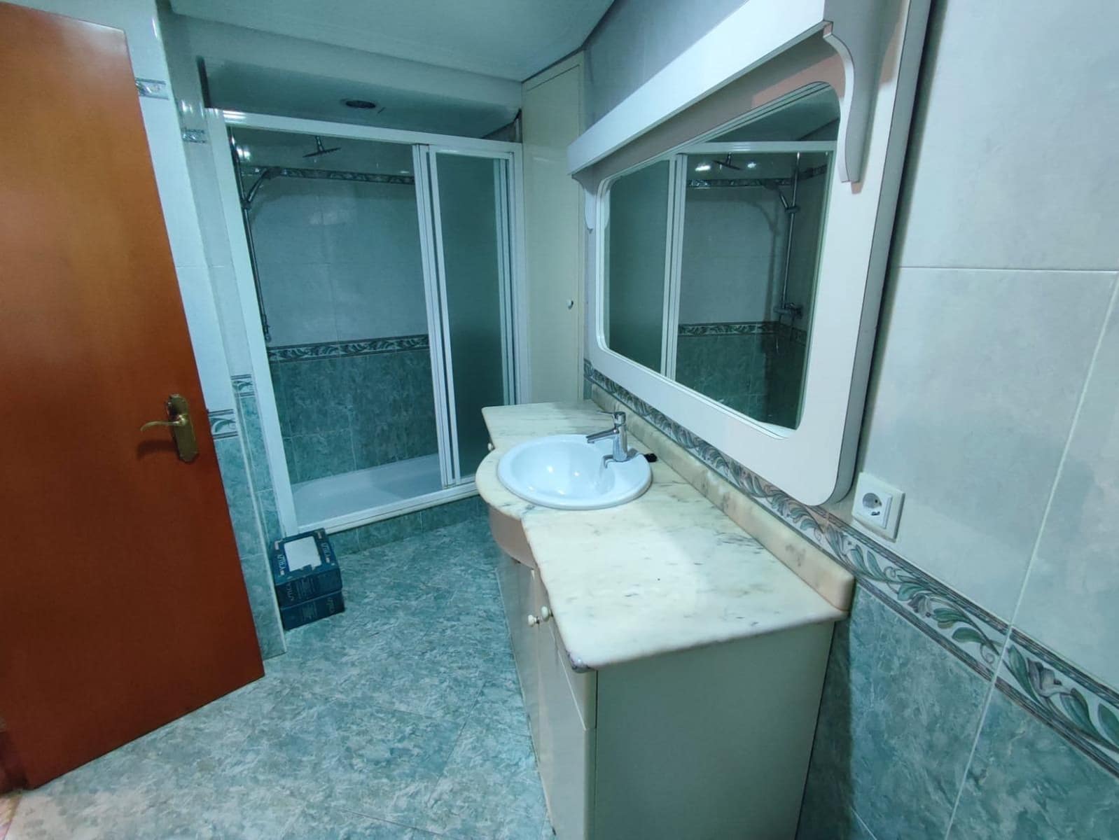 4 bedroom Flat for sale in Bellreguard - € 120,000 (Ref: 9843952)