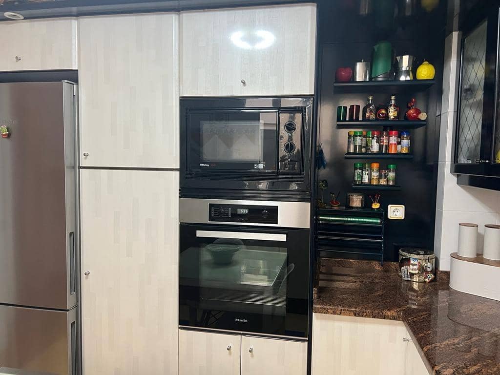 2 chambre Appartement à vendre à La Font d'En Carros - 200 000 € (Ref: 9843953)