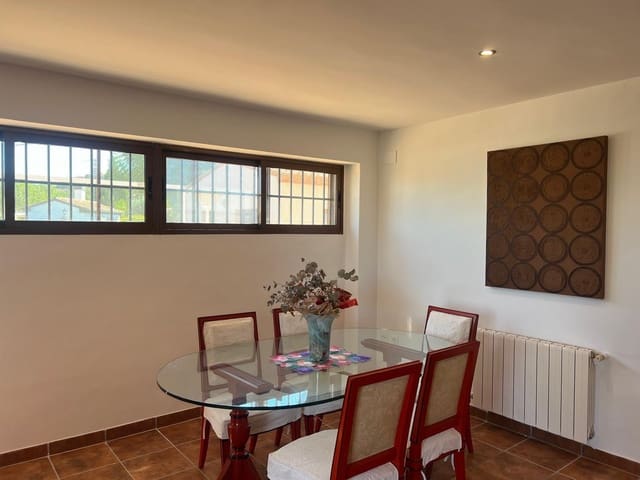 5 quarto Moradia para venda em La Font d'En Carròs com piscina garagem - 675 000 € (Ref: 9843959)