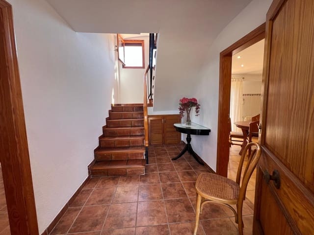 5 quarto Moradia para venda em La Font d'En Carròs com piscina garagem - 675 000 € (Ref: 9843959)
