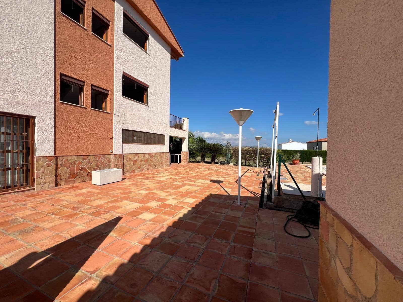 5 quarto Moradia para venda em La Font d'En Carros com piscina garagem - 675 000 € (Ref: 9843959)