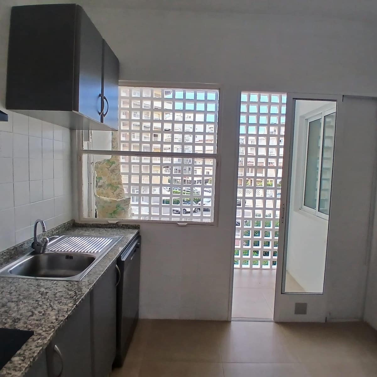 3 bedroom Apartment for sale in Gandia - € 310,000 (Ref: 9843960)