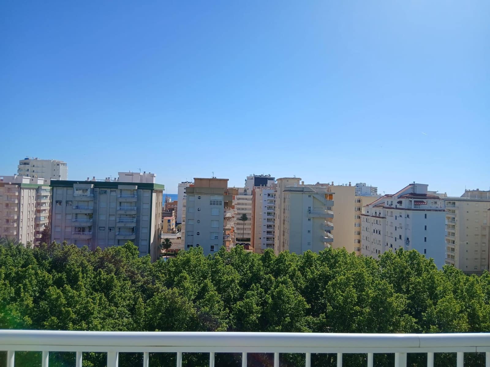 2 bedroom Apartment for sale in Gandia with pool - € 290,000 (Ref: 9843962)