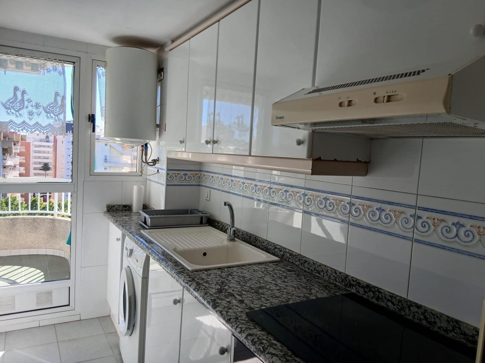 2 bedroom Apartment for sale in Gandia with pool - € 290,000 (Ref: 9843962)