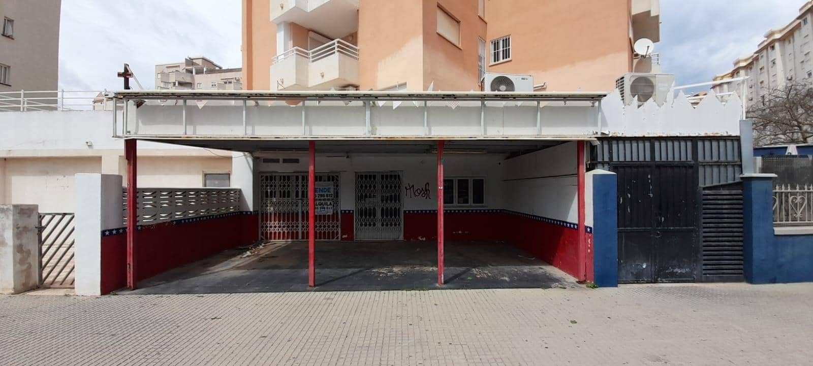 Commercial for sale in Gandia - € 89,000 (Ref: 9843966)