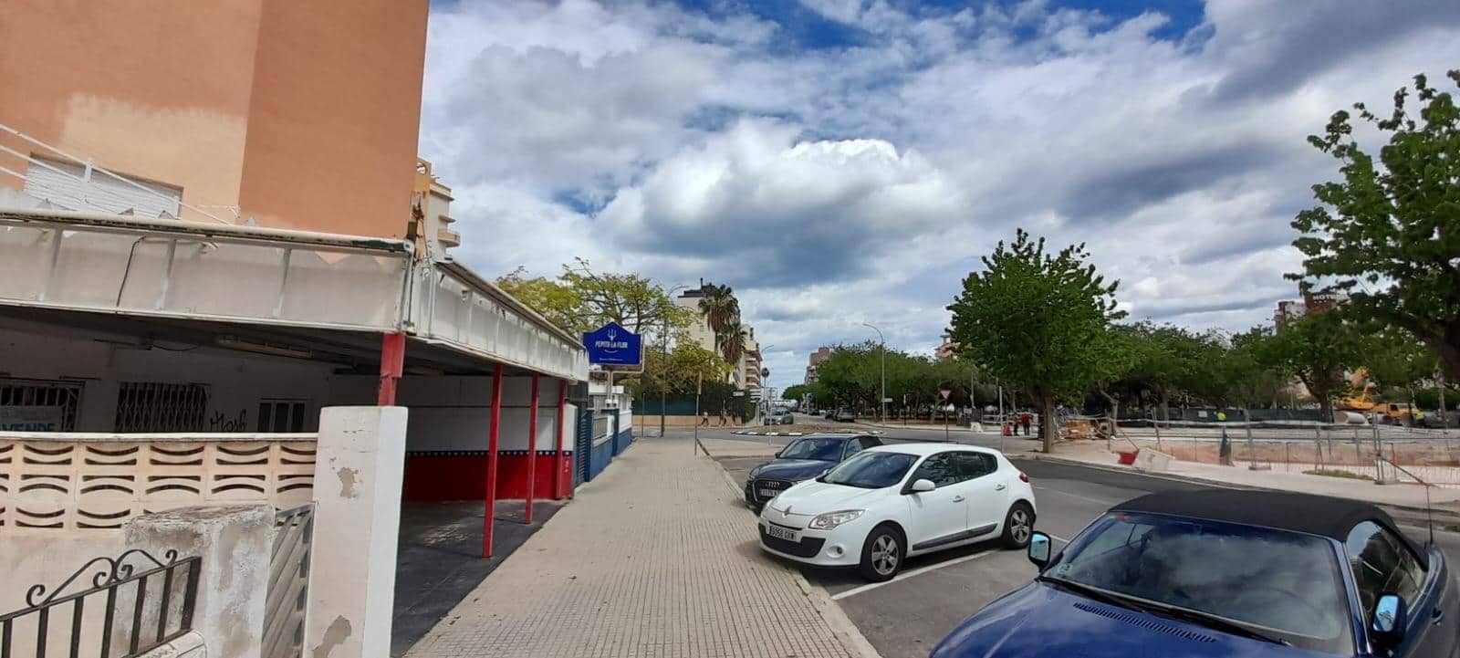 Commercial for sale in Gandia - € 89,000 (Ref: 9843966)