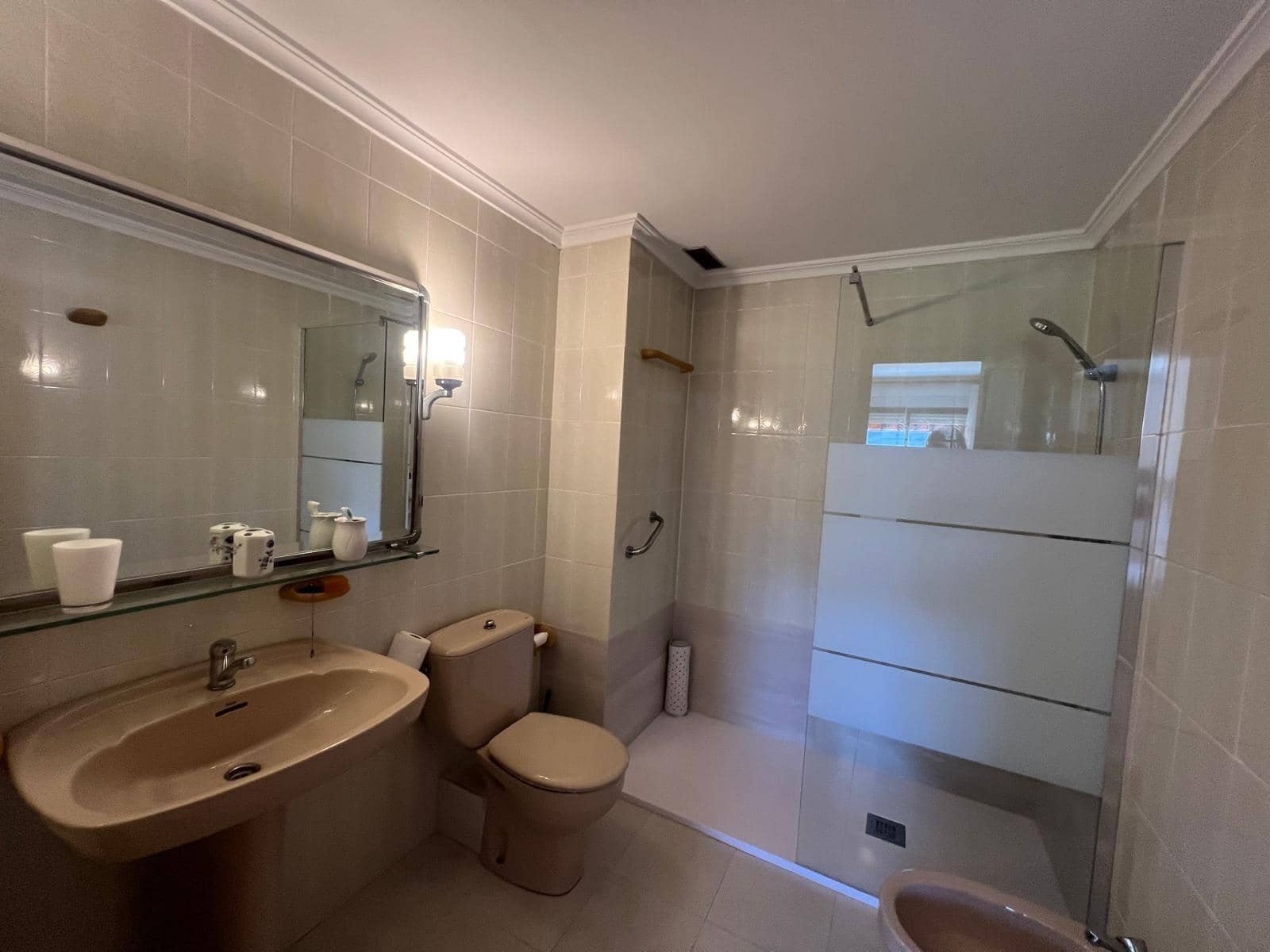 3 Zimmer Apartment zu verkaufen in Tavernes de la Valldigna mit Pool Garage - 243.000 € (Ref: 9890388)