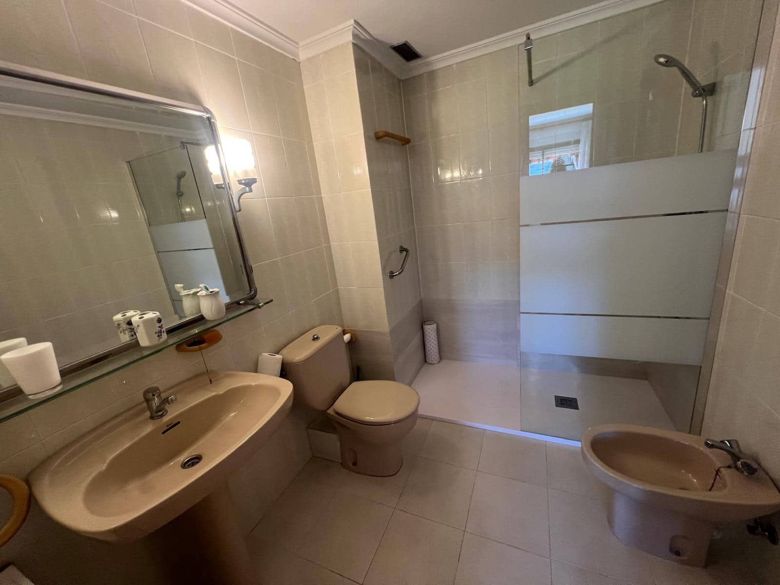 3 Zimmer Apartment zu verkaufen in Tavernes de la Valldigna mit Pool Garage - 243.000 € (Ref: 9890388)