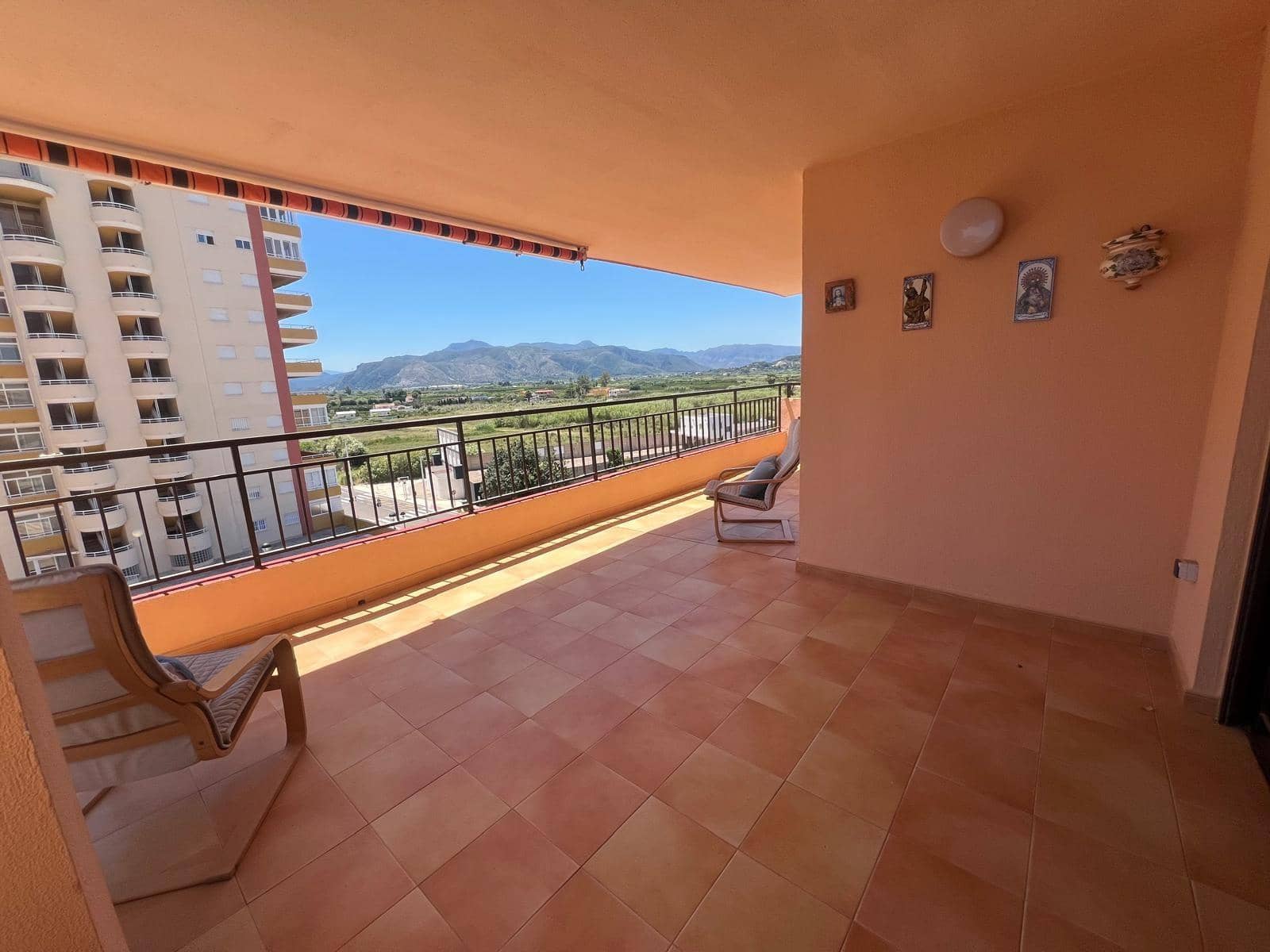 3 Zimmer Apartment zu verkaufen in Tavernes de la Valldigna mit Pool Garage - 243.000 € (Ref: 9890388)