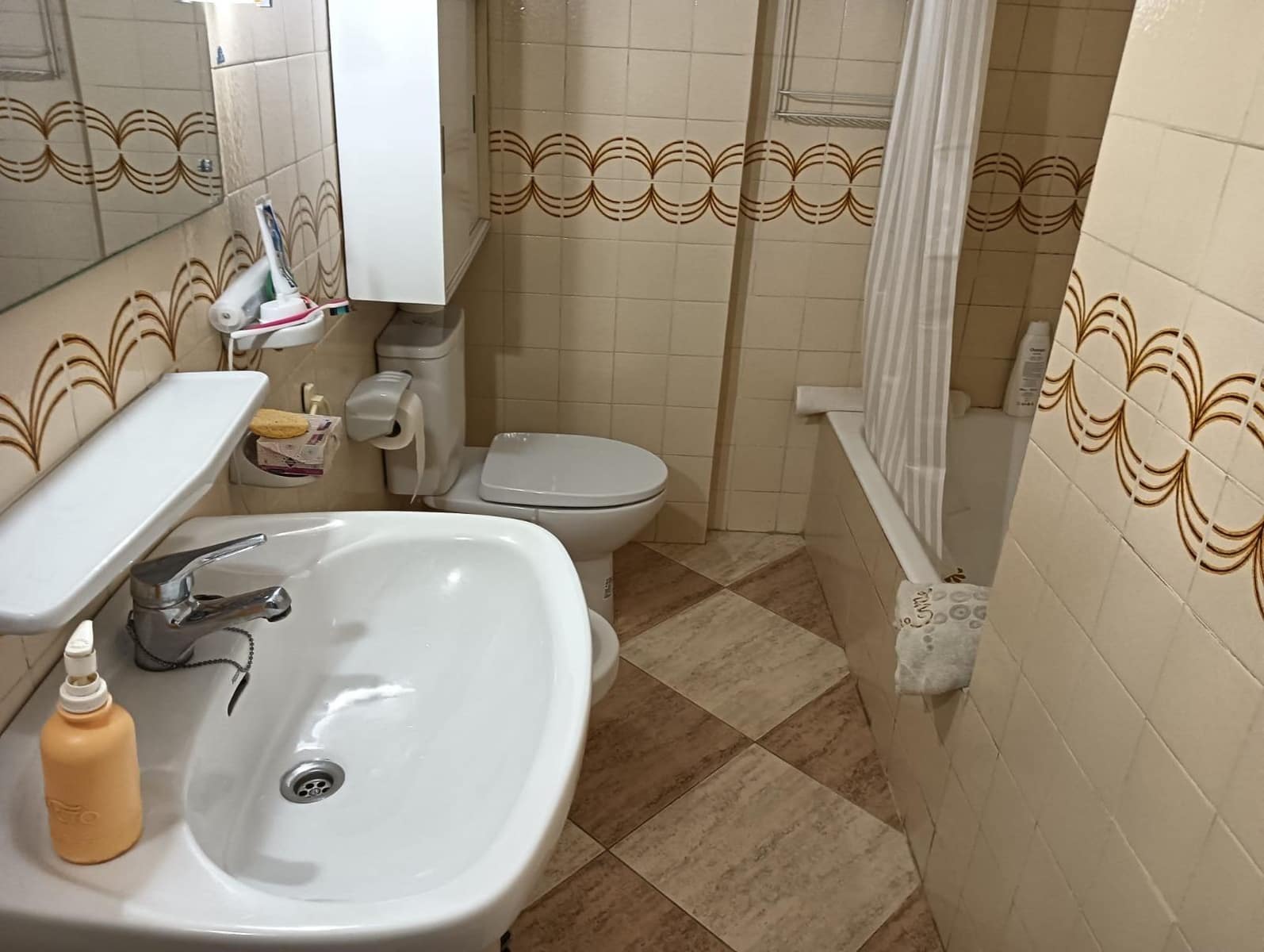 Appartement de 3 chambres de location de vacances à Gandia avec piscine - 1 400 € (Ref: 9890390)