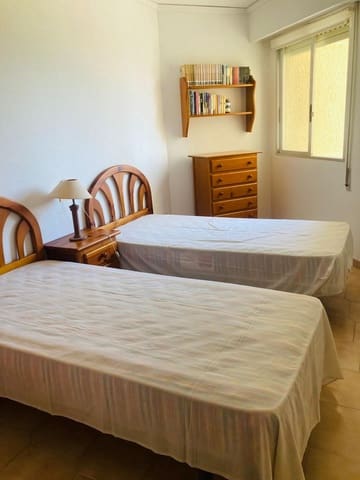 3 bedroom Apartment for holiday rental in Gandia - € 2,000 (Ref: 9893882)