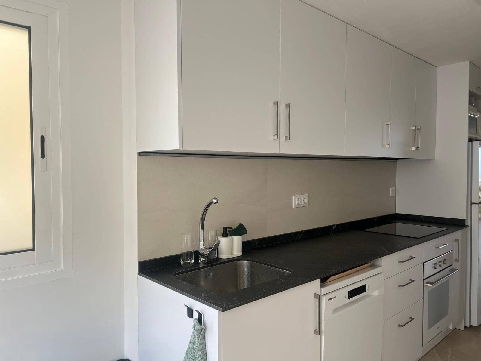   3 soveværelse   ferieLejlighed i Gandia     - € 2.000 (Ref: 9893882)