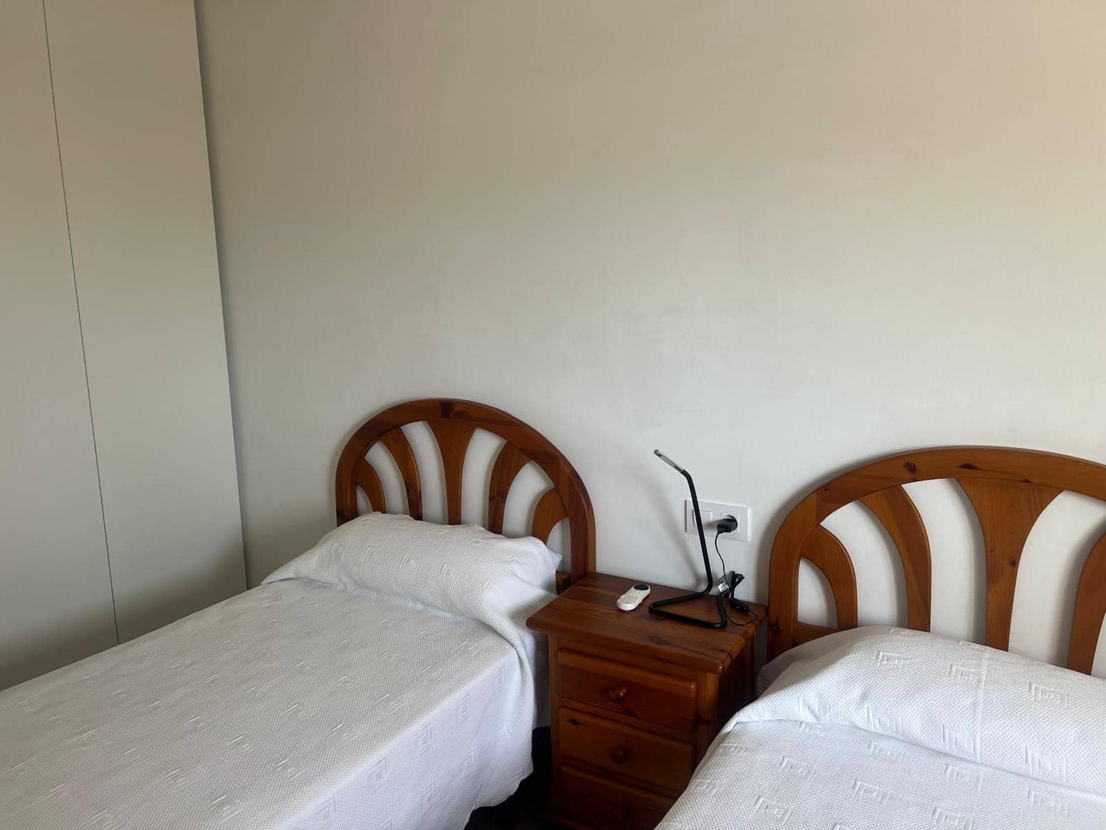   3 soveværelse   ferieLejlighed i Gandia     - € 2.000 (Ref: 9893882)