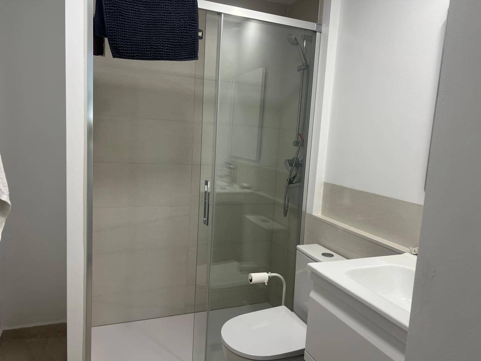   3 soveværelse   ferieLejlighed i Gandia     - € 2.000 (Ref: 9893882)