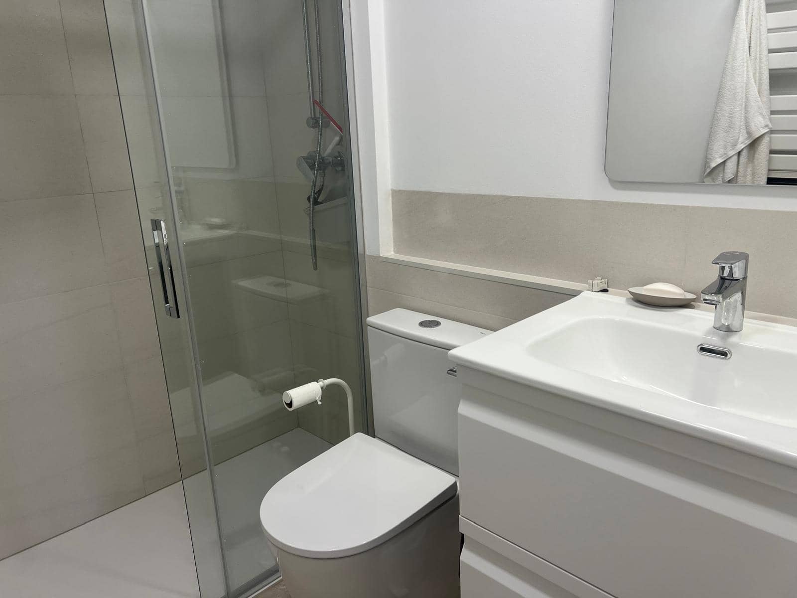   3 soveværelse   ferieLejlighed i Gandia     - € 2.000 (Ref: 9893882)