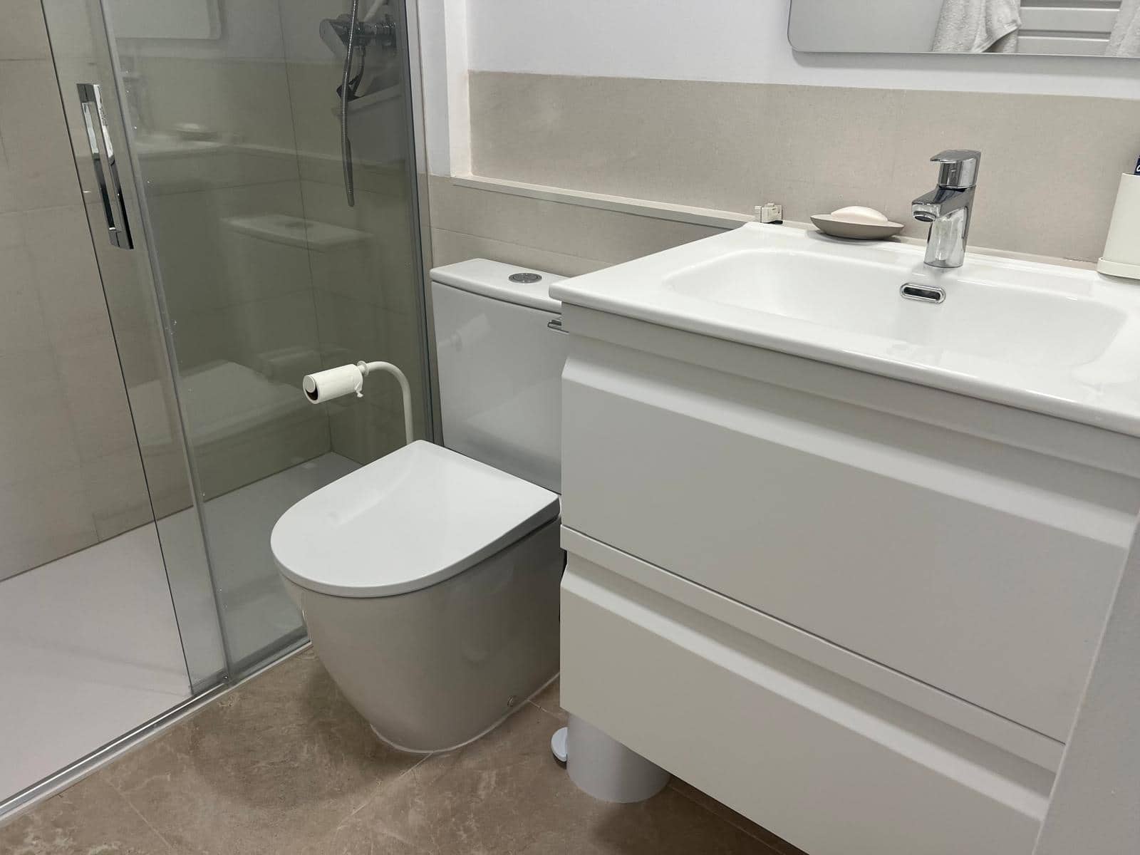   3 soveværelse   ferieLejlighed i Gandia     - € 2.000 (Ref: 9893882)