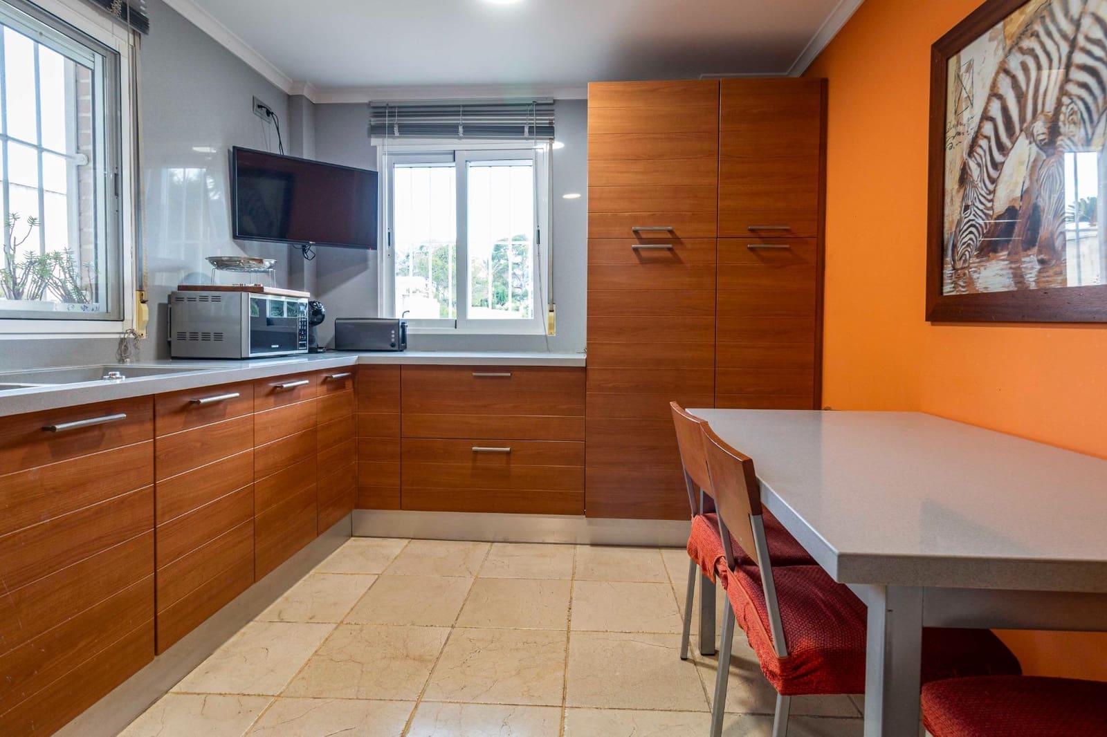 4 soveværelse Villa til salg i Gandia - € 415.000 (Ref: 9896351)