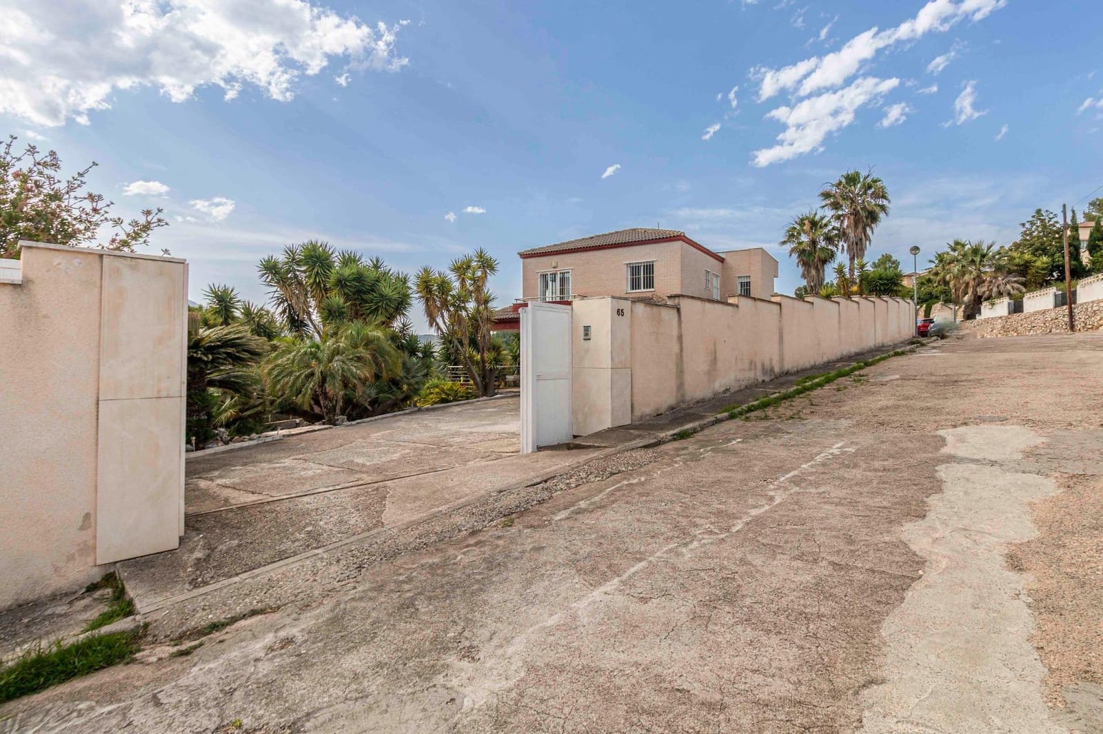 4 soveværelse Villa til salg i Gandia - € 415.000 (Ref: 9896351)