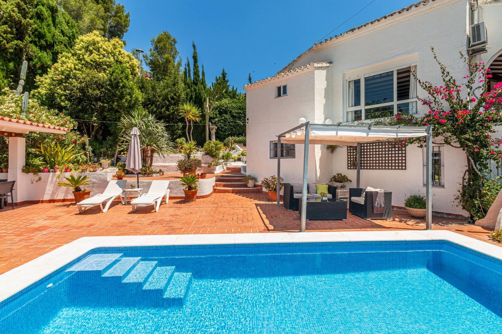 4 bedroom Villa for sale in Real de Gandia - € 676,000 (Ref: 9900069)