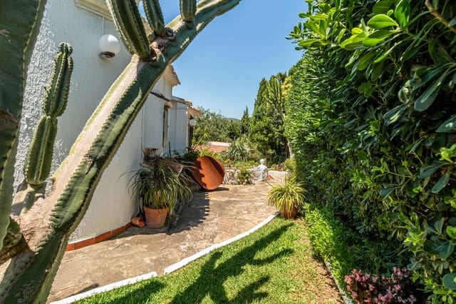 4 bedroom Villa for sale in Real de Gandía - € 676,000 (Ref: 9900069)