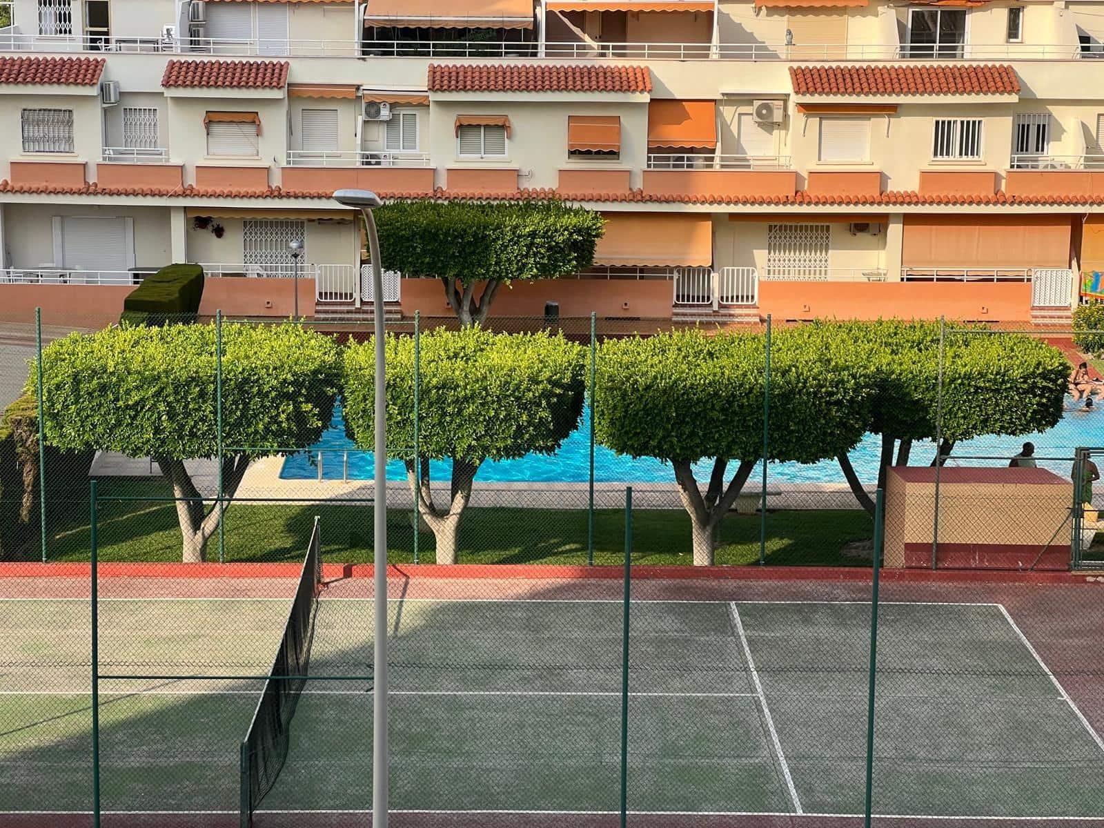 Apartamento de 3 habitaciones en Gandia en alquiler vacacional con piscina - 1.750 € (Ref: 9947921)