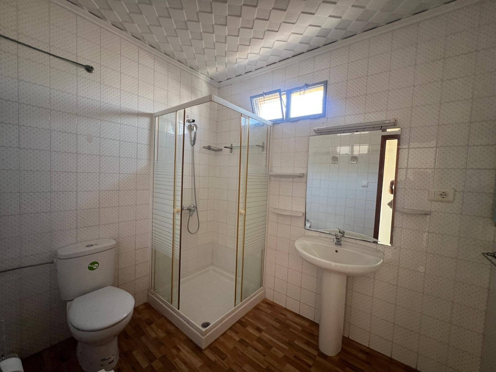 2 soveværelse Lejlighed til leje i La Font d'En Carros - € 650 (Ref: 9949811)