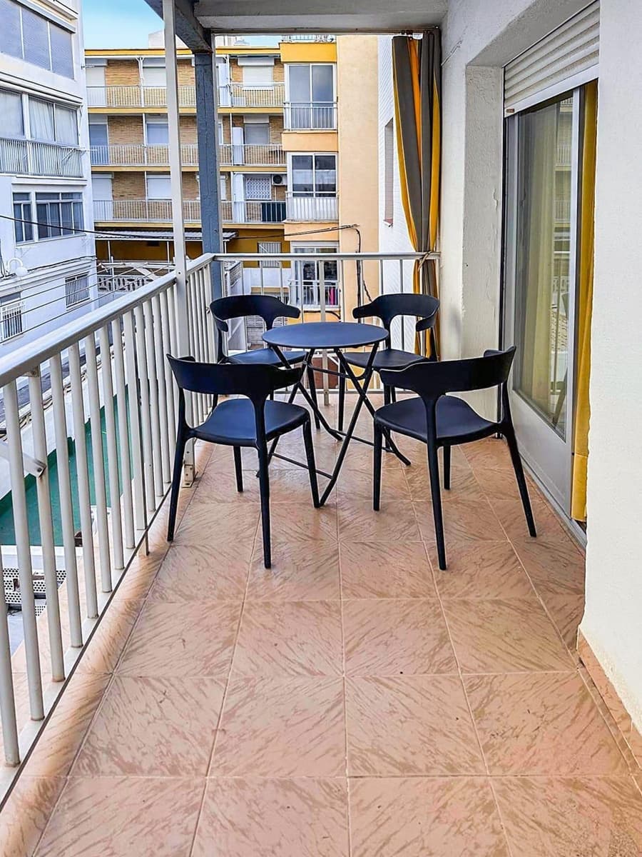 2 bedroom Apartment for sale in Gandia - € 138,000 (Ref: 9977322)