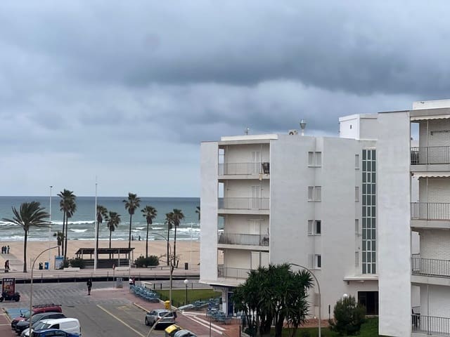 2 slaapkamer Appartement voor vakantieverhuur in Gandia - € 950 (Ref: 9977323)