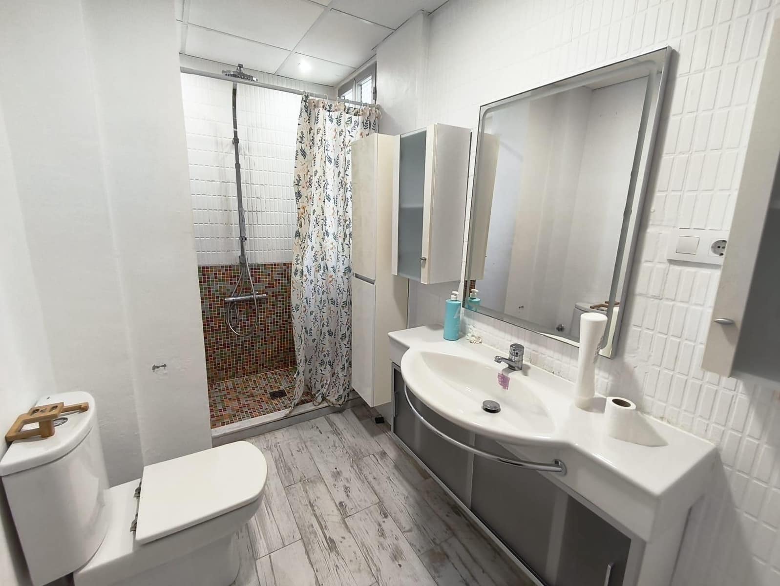 Appartement de 2 chambres à louer à Gandia - 900 € (Ref: 9978895)
