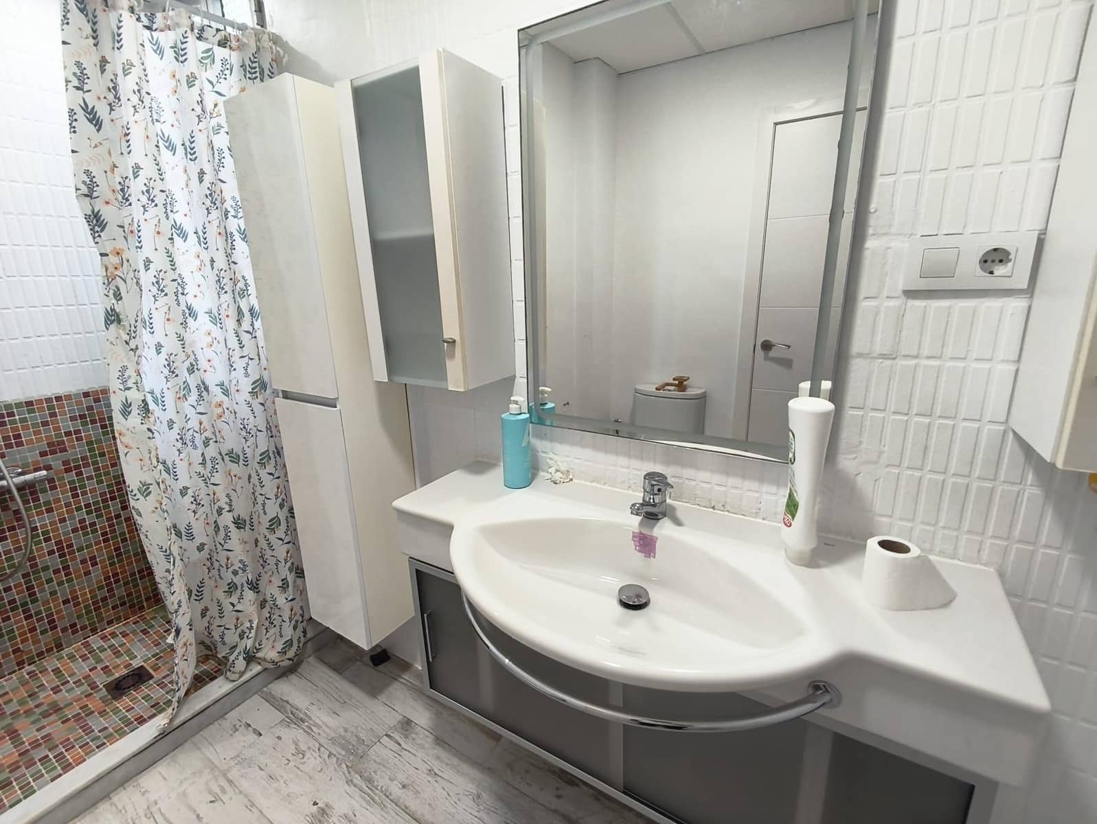 Appartement de 2 chambres à louer à Gandia - 900 € (Ref: 9978895)