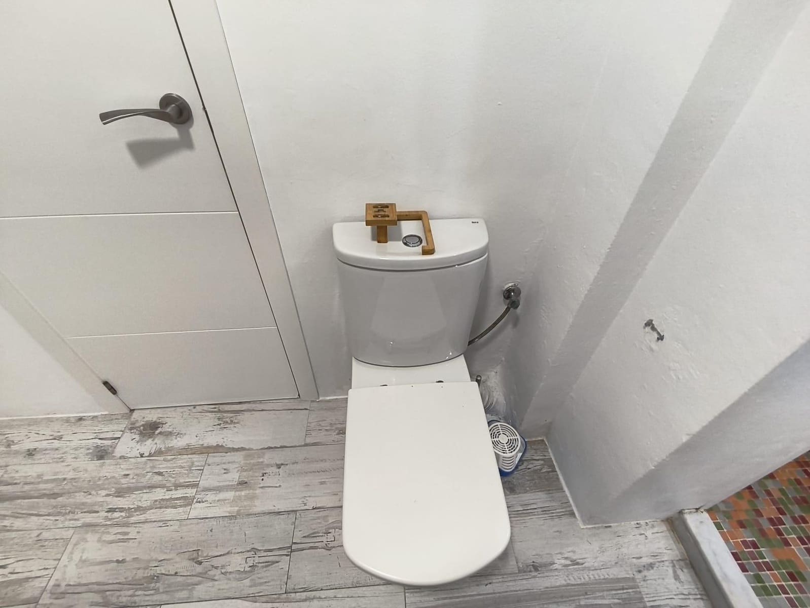 Appartement de 2 chambres à louer à Gandia - 900 € (Ref: 9978895)
