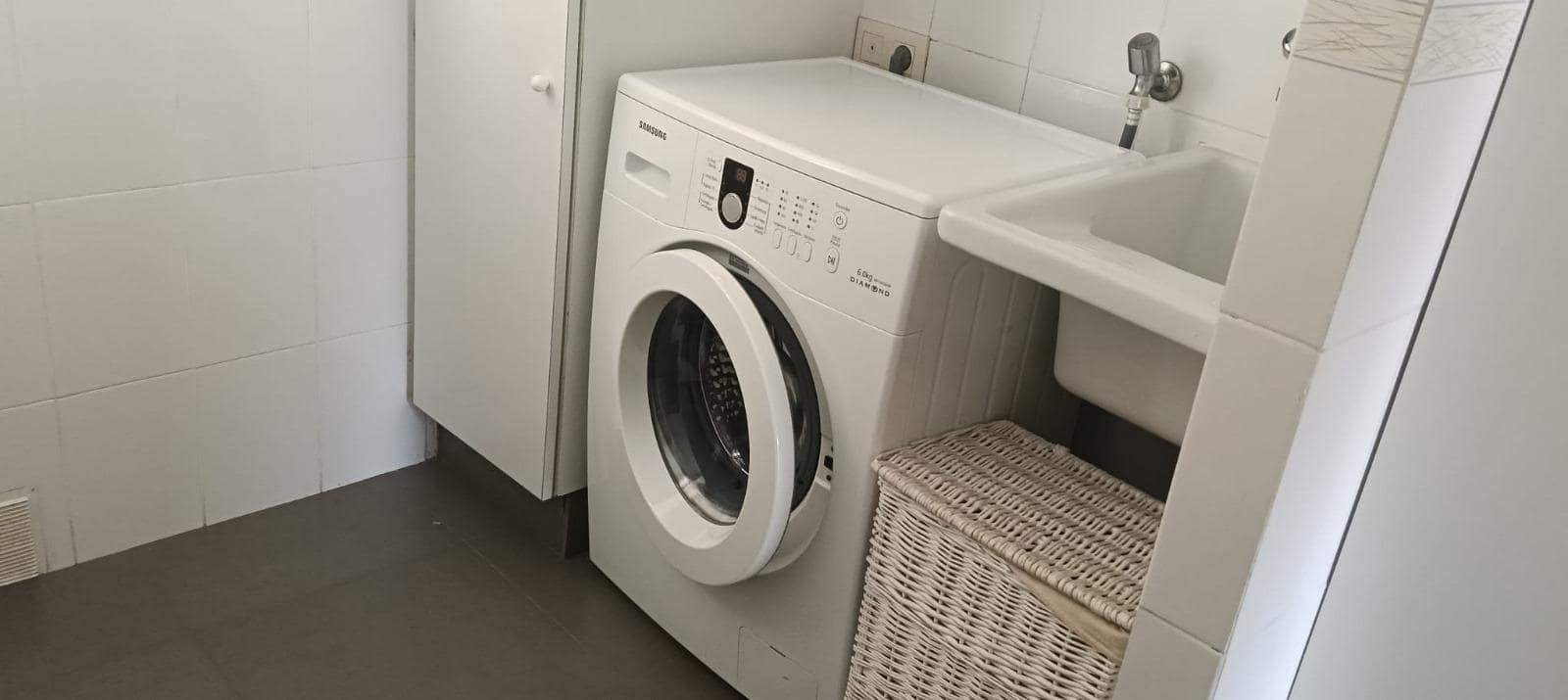2 Zimmer Apartment zu vermieten in Gandia mit Pool Garage - 650 € (Ref: 9983026)