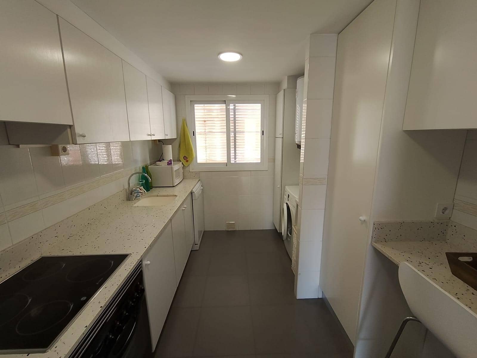 2 Zimmer Apartment zu vermieten in Gandia mit Pool Garage - 650 € (Ref: 9983026)