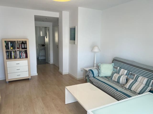 2 soverom Leilighet til leie i Gandia med svømmebasseng garasje - € 650 (Ref: 9983026)