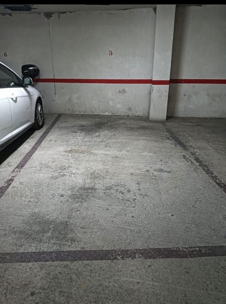 Autotalli myytävänä paikassa Gandia - 28 000 € (Ref: 9998821)