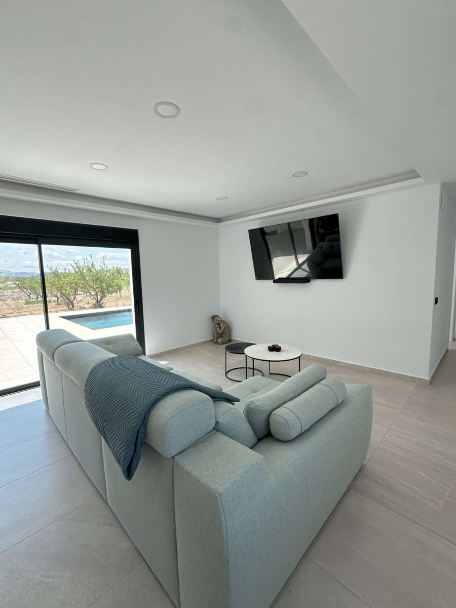 4 soverom Villa til salgs i Pinoso - € 465 000 (Ref: 9078833)