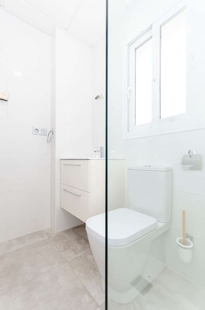 3 soveværelse Villa til salg i Torrevieja med swimmingpool garage - € 409.000 (Ref: 9078885)